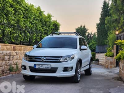 2016 Volkswagen Tiguan R-Line