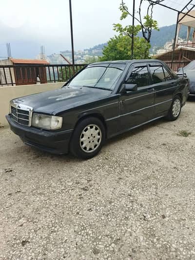 Mercedes-Benz  190 1988