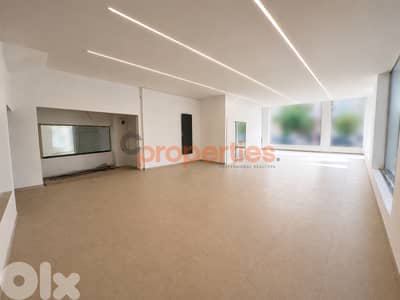 Showroom For Rent in Achrafieh – CPBEC08