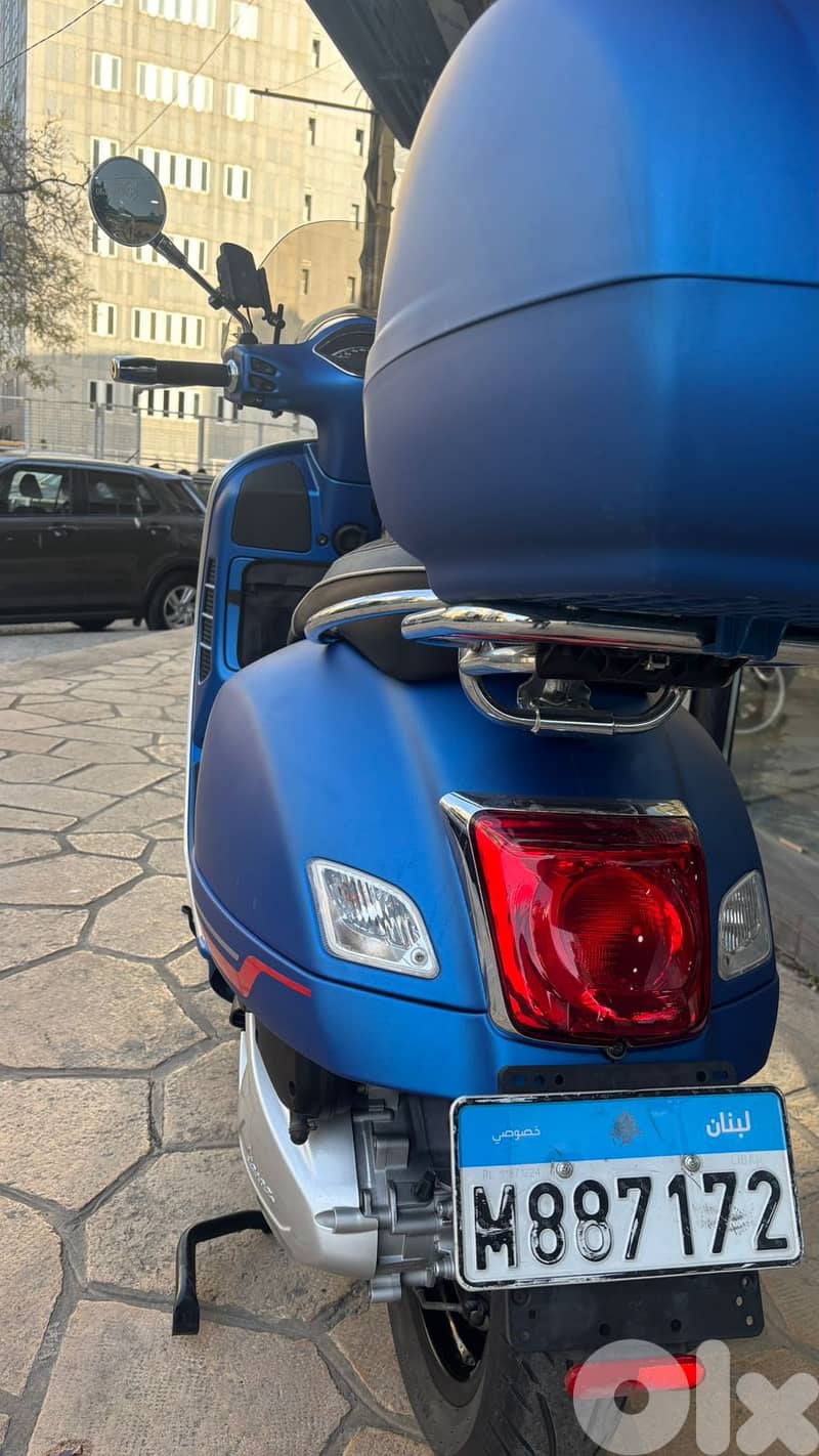 vespa gts 300 2