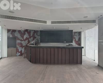 Shop for Rent in Verdun