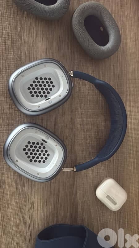 Original AirPods Max 6