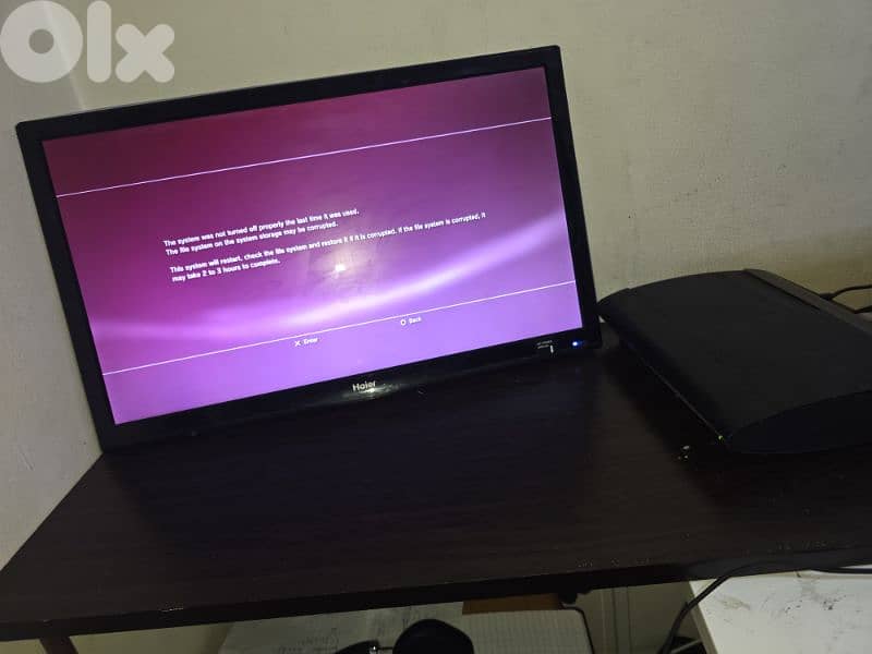 jailbroken ps3 used like new with a 60HZ monitor 1080p 1