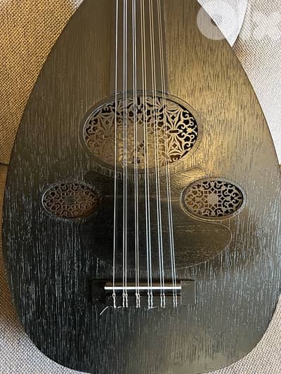 عود مميز