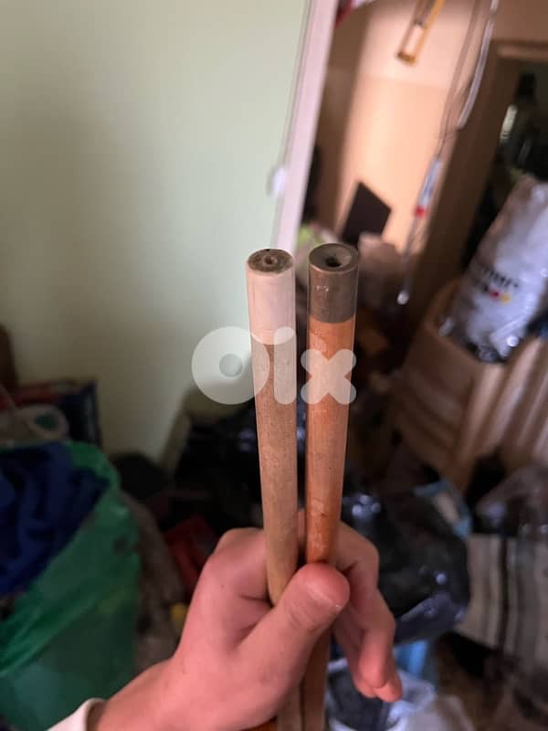 billiard cue 1