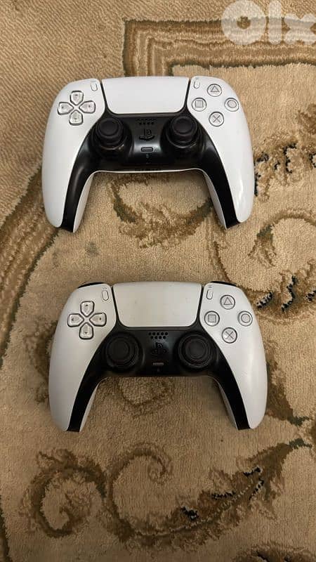 PS5 Fat Disc Edition 1