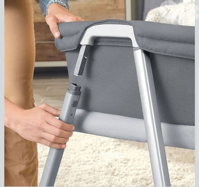 chicco lullaGo nest portable bassinet 1