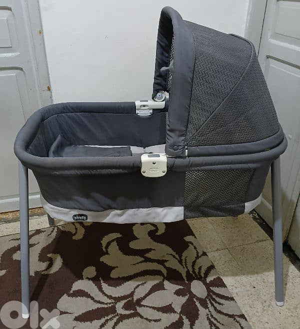 chicco lullaGo nest portable bassinet 4