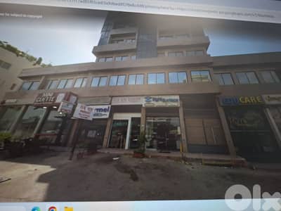 3 floors shop/showroom for sale