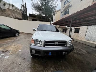 Nissan Pathfinder 2001