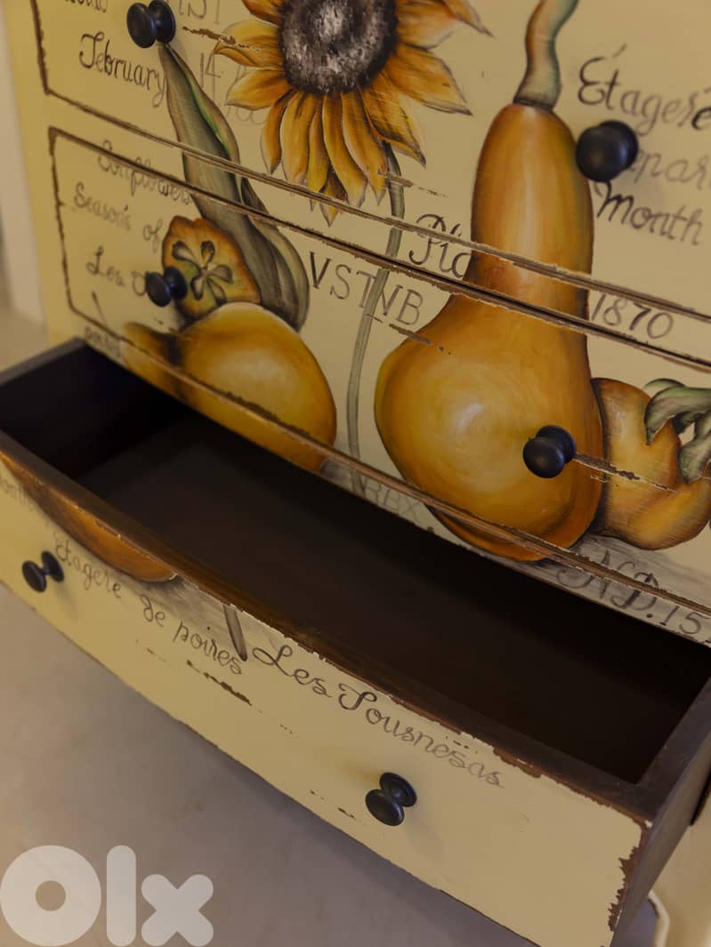 French Country Chest of Drawers botanical hand-painted details 6