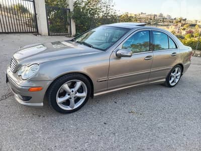 Mercedes-Benz C-Class 2005