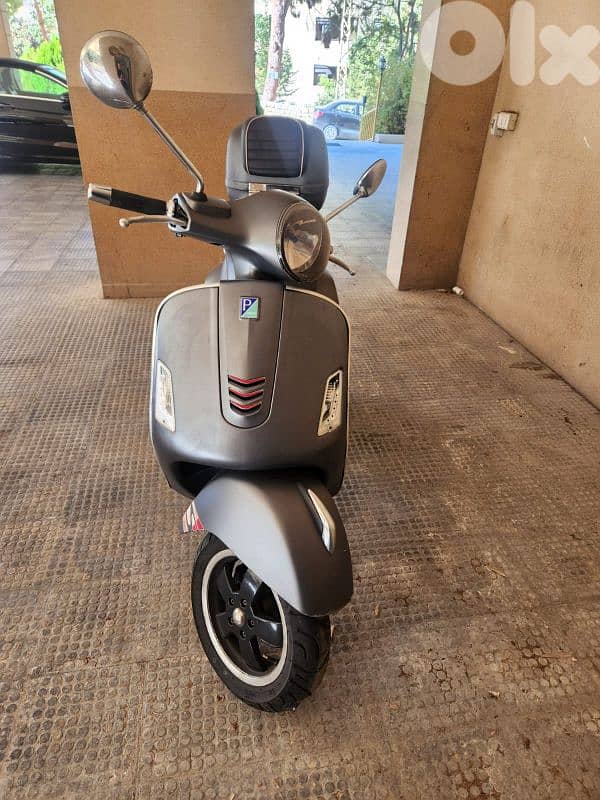 vespa gts super 300cc 2