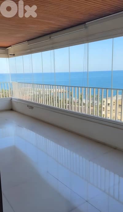 Apartment for sale in Ain El Mraysseh/ Seaview