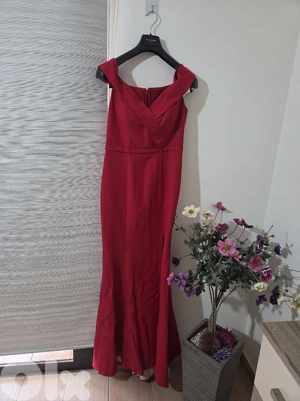 Clorhes dresses and corse 10