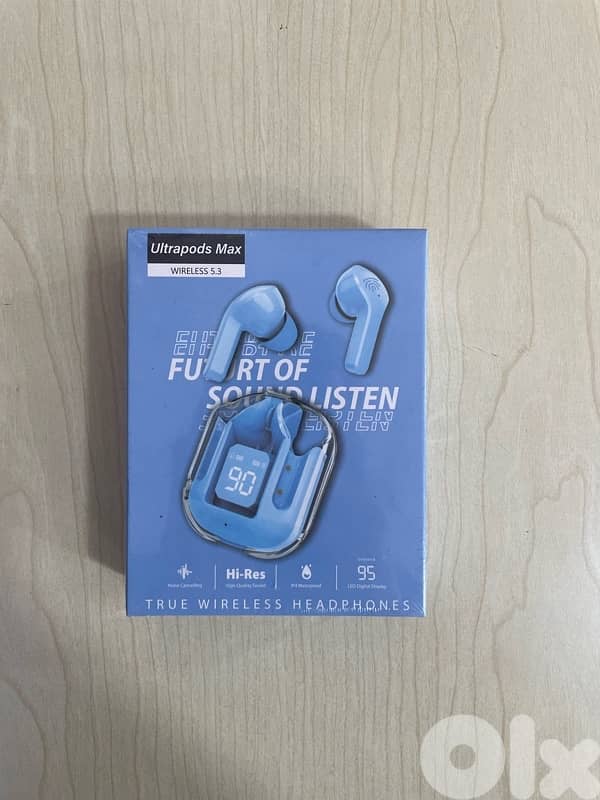 Ultrapods max 1
