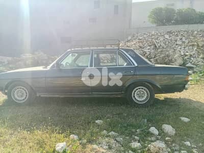 Mercedes-Benz 190 2026
