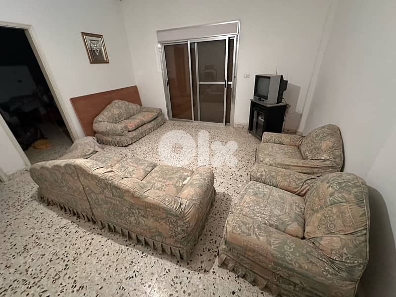 bedroom and other items 10