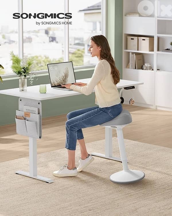 Standing Stool 360° Tilting Desk Chair Height Adjustable 1