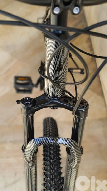brand new carbon design 1