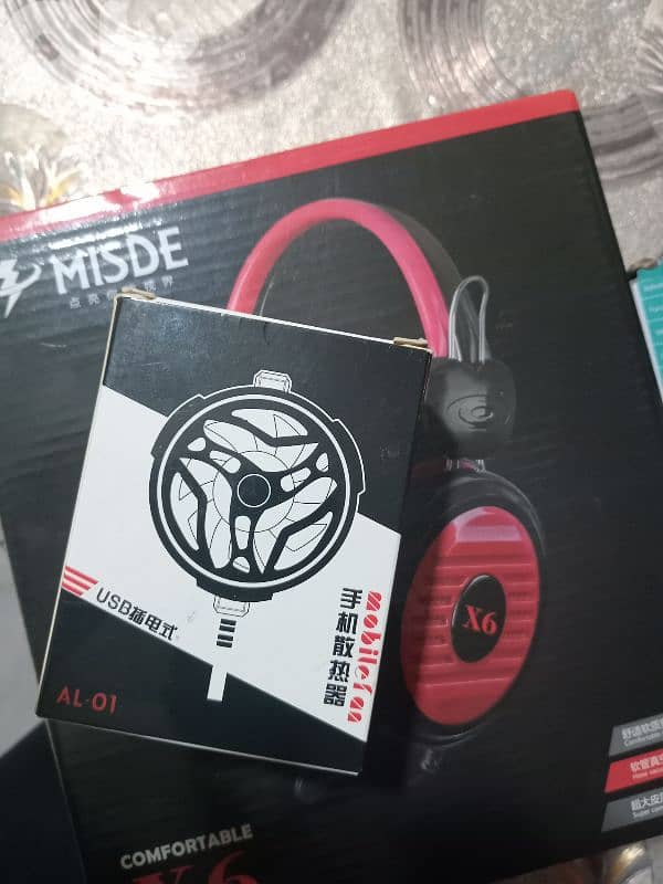 Phone cooler fan,speaker and wired headphones noise cancelation 1