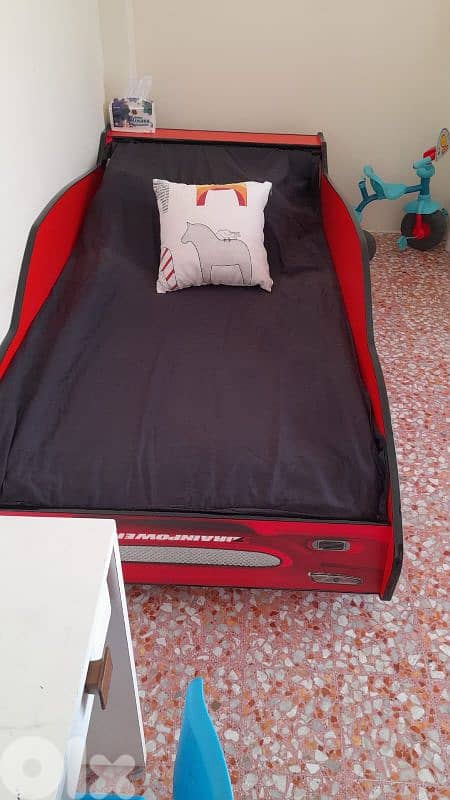 kids bed - car design 2
