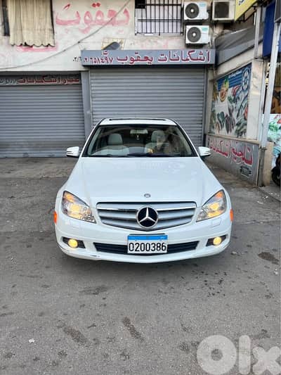 Mercedes-Benz C-300 2010