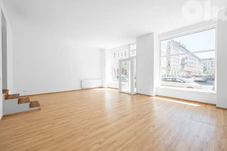 GMK253SS - Warehouse For Rent in Ballouneh - مستودع للإيجار في بلونة.