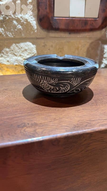 candle and ashtray 1