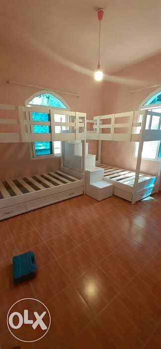 تخت اربع اشخاص 2