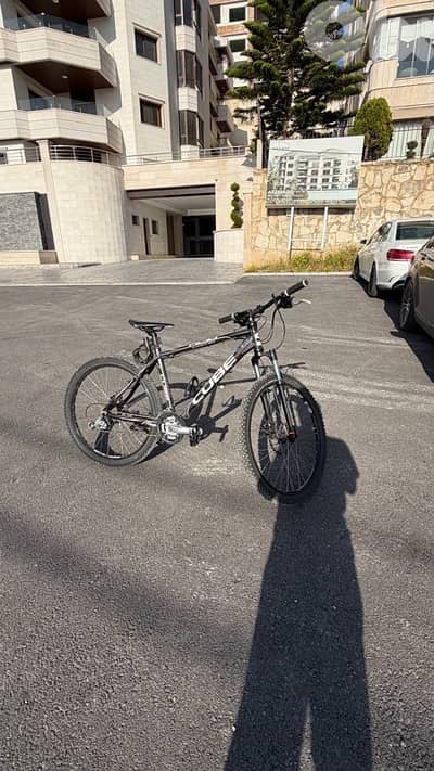 Cube Mountain Bike 26”/ Disc Brakes/ Excellent Condition