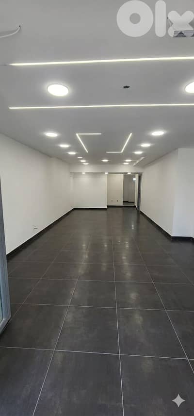 GMC265AJ Shop for rent in Sin El Fil - محل للإيجار في سن الفيل