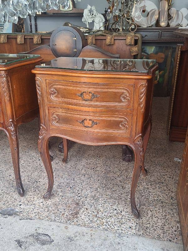 pair of louis 15 solid wood commodes 1
