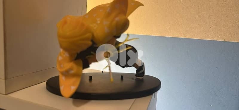 Demon Slayer Zenitsu Agatsuma Figurine 12cm Thunderclap and Flash Pose 1
