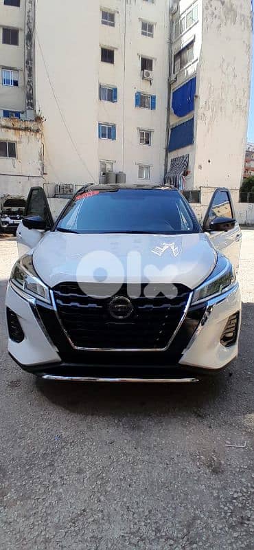 Nissan Kicks  2021 SR full option like new low km