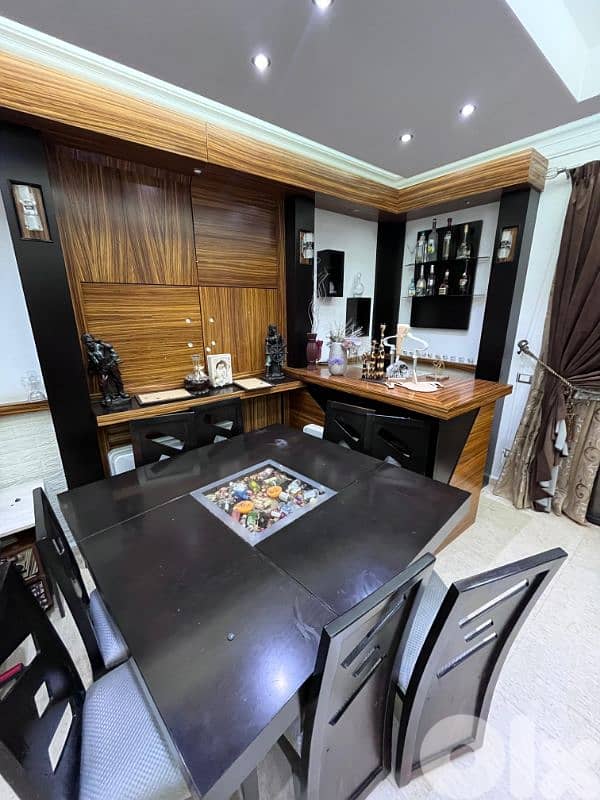 Dining Table with 7 Chairs 1