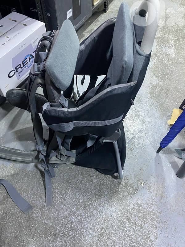 hiking child carrier 1