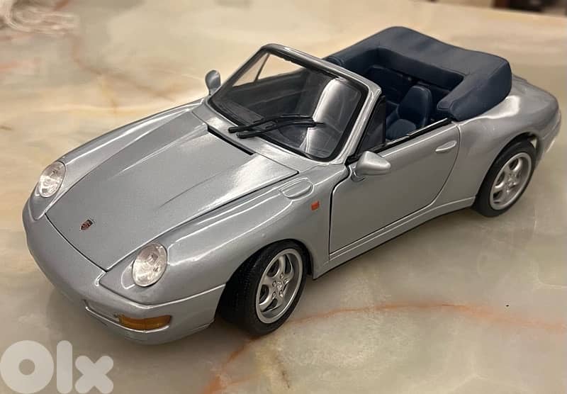 1:18 porsche carrera 911 cabriolet 1994 2