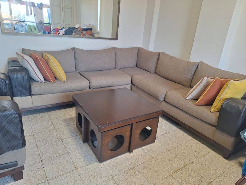 Full living room 1