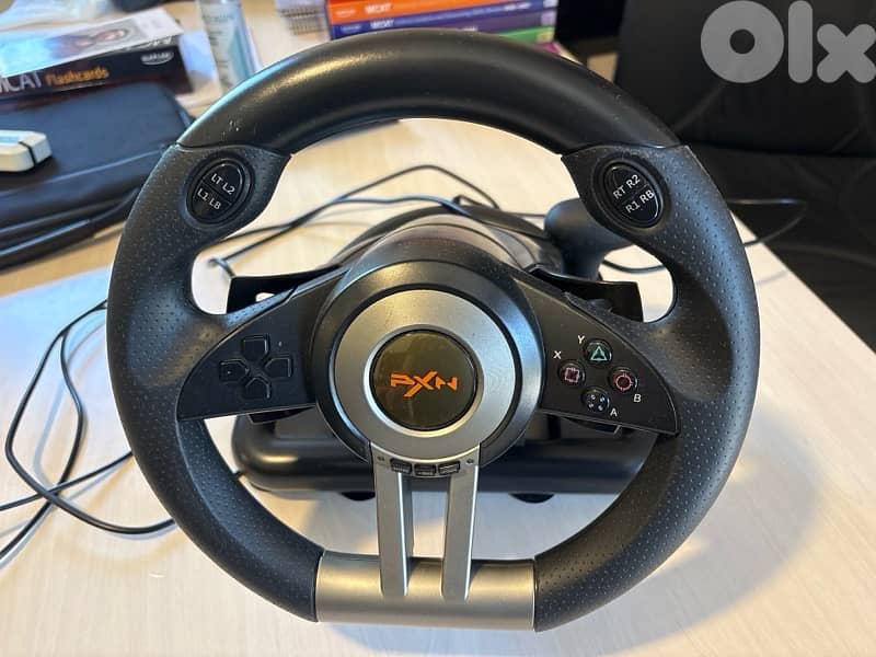 Steering wheel + pedals 2