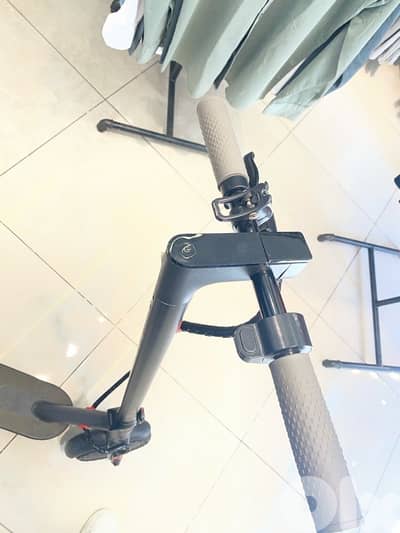 scooter  se3ra hilo
