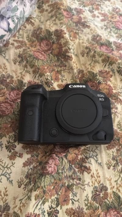 Canon R5