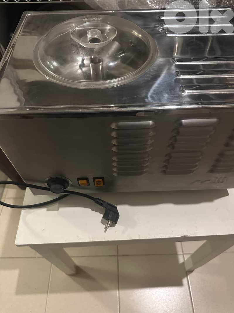 Musso Italian Ice Cream/ Gelato Machine 2