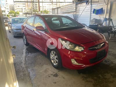 Hyundai Accent 2015
