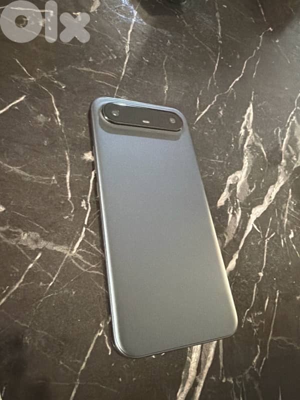 Tecno spark slim 256Gb 2