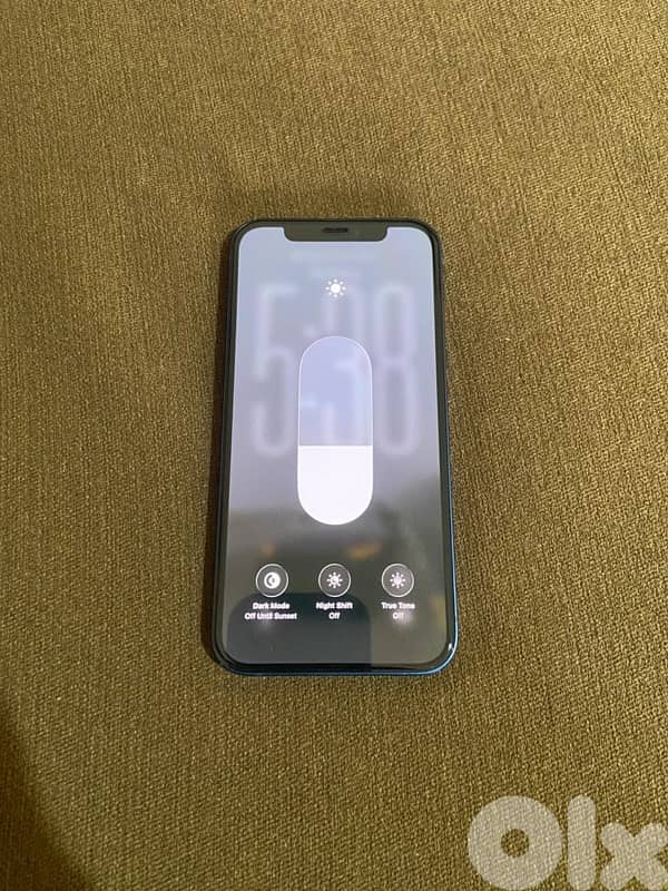 iPhone 12 1