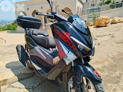 Q MAX2 180cc