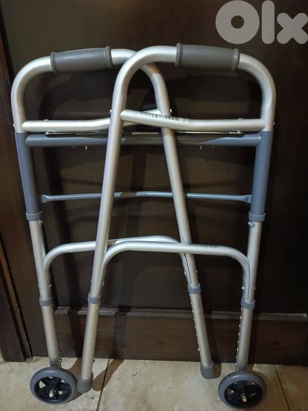 MOB Line Adjustable Crutches – Like NewBrand: MOB Line. 4