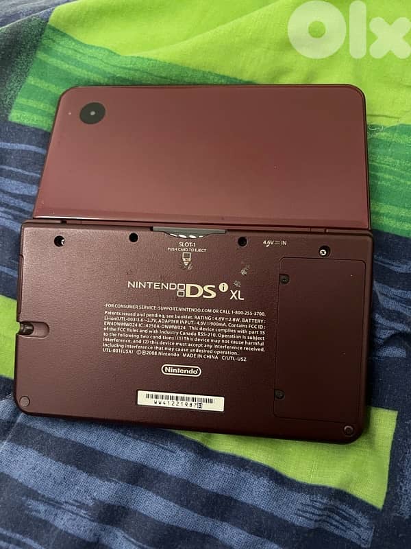 Nintendo DSI XL 6