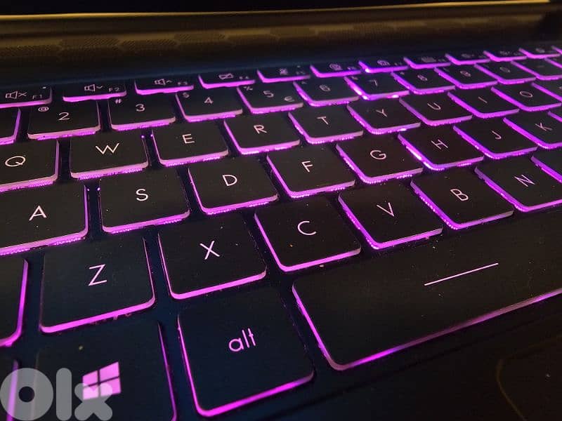rtx 3060 -  core i7 11th gen - RGB keyboard- gaming msi laptop 1